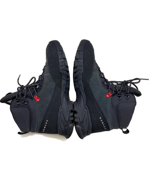 OAKLEY（オークリー）OAKLEY (オークリー) トレッキングシューズ ブラック サイズ:cm 26の古着・服飾アイテム