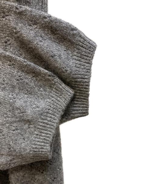 TOWAVASE（トワヴァーズ）TOWAVASE (トワヴァーズ) クルーネックカシミヤニット グレー サイズ:-の古着・服飾アイテム