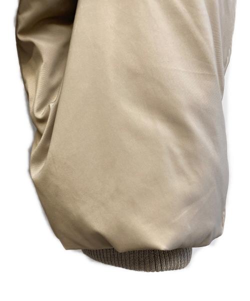 green label relaxing（グリーンレーベルリラクシング）green label relaxing (グリーンレーベルリラクシング) スタンドカラーダウンジャケット ベージュ サイズ:36の古着・服飾アイテム
