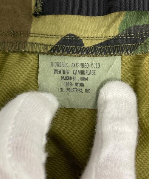 US ARMY（ユーエスアーミー）US ARMY (ユーエスアーミー) Trousers Cold WEATHER Camouflage オリーブ サイズ:SMALL-LONGの古着・服飾アイテム