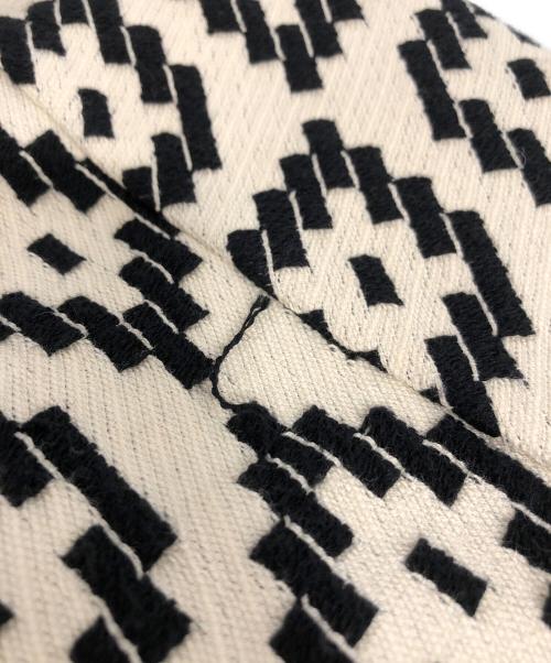 MaxMara（マックスマーラ）MaxMara (マックスマーラ) 総柄ノーカラージャケット ベージュ サイズ:38の古着・服飾アイテム