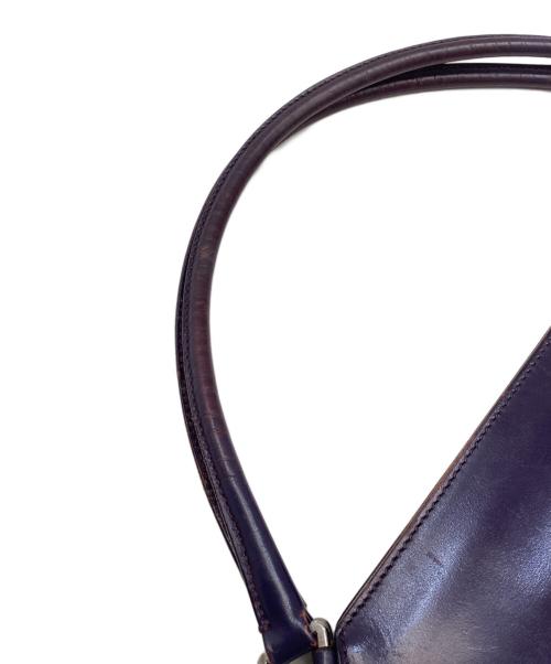 PRADA（プラダ）PRADA (プラダ) レザーショルダーバッグ パープルの古着・服飾アイテム