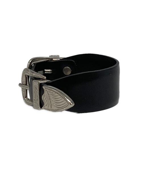 TOGA PULLA（トーガ プルラ）TOGA PULLA (トーガ プルラ) ダブルバックルバングル ブラックの古着・服飾アイテム