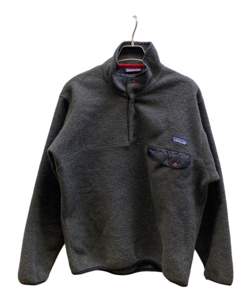 Patagonia SYNCHILLA（パタゴニア シンチラ）Patagonia SYNCHILLA (パタゴニア シンチラ) ハーフスナップフリースプルオーバー グレー サイズ:Sの古着・服飾アイテム
