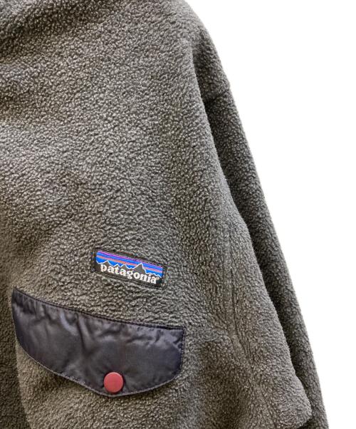 Patagonia SYNCHILLA（パタゴニア シンチラ）Patagonia SYNCHILLA (パタゴニア シンチラ) ハーフスナップフリースプルオーバー グレー サイズ:Sの古着・服飾アイテム