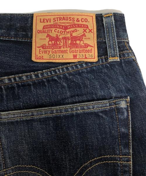 LEVI'S VINTAGE CLOTHING（リーバイス ビンテージ クロージング）LEVI'S VINTAGE CLOTHING (リーバイス ビンテージ クロージング) 1955年モデル復刻501XXデニムパンツ インディゴ サイズ:W33 L36の古着・服飾アイテム