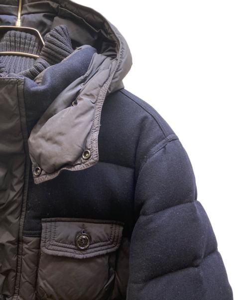 MONCLER（モンクレール）MONCLER (モンクレール) EGIDE 異素材切替ダウンジャケット ネイビー サイズ:4の古着・服飾アイテム