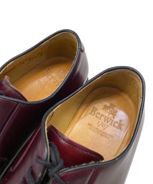 berwick1707（バーウィック）Berwick1707 (バーウィック) ボックスカーフ プレーントゥシューズ レッド サイズ:8 1/2の古着・服飾アイテム