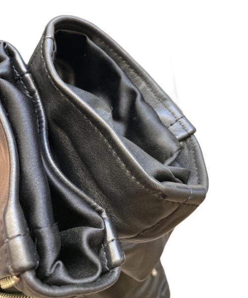 666 LEATHER WEAR（666レザーウェア）666 Leather Wear (トリプルシックス レザーウェア) タイトフィット フロントフラップ ライダースジャケット ブラック サイズ:38の古着・服飾アイテム