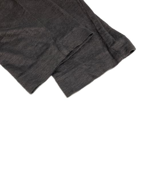 C.P COMPANY（シーピーカンパニー）C.P COMPANY (シーピーカンパニー) リネンVネックニット グレー サイズ:XLの古着・服飾アイテム