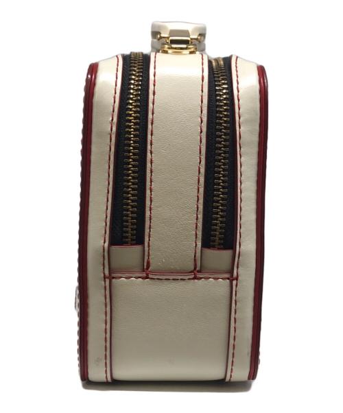 MARC JACOBS（マークジェイコブズ）MARC JACOBS (マークジェイコブズ) 2WAYショルダーバッグ ホワイト×レッドの古着・服飾アイテム