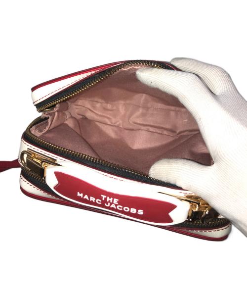 MARC JACOBS（マークジェイコブズ）MARC JACOBS (マークジェイコブズ) 2WAYショルダーバッグ ホワイト×レッドの古着・服飾アイテム