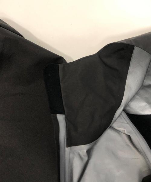 ARC'TERYX（アークテリクス）ARC'TERYX (アークテリクス) ベータジャケット ブラック サイズ:Lの古着・服飾アイテム