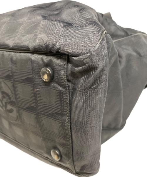 CHANEL（シャネル）CHANEL (シャネル) ニュートラベルライン ロゴトートバッグ ブラックの古着・服飾アイテム