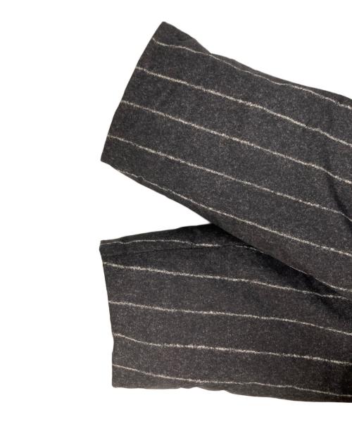 UNITED ARROWS & SONS（ユナイテッドアローズ アンド サンズ）UNITED ARROWS & SONS DESCENTE ALLTERRAIN (デザイント オルテライン) 水沢ダウン (ミズサワダウン) マウンテニアストライプフーディダウンジャケット グレー サイズ:Sの古着・服飾アイテム