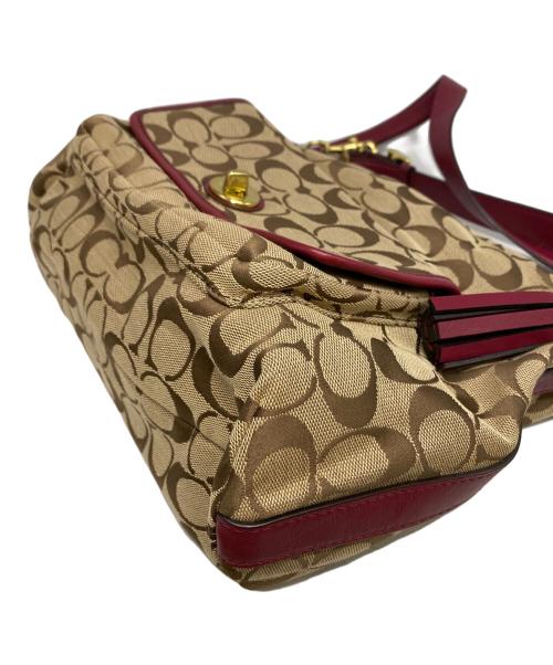 COACH（コーチ）COACH (コーチ) レガシー コートニー ホーボー ベージュ 未使用品の古着・服飾アイテム