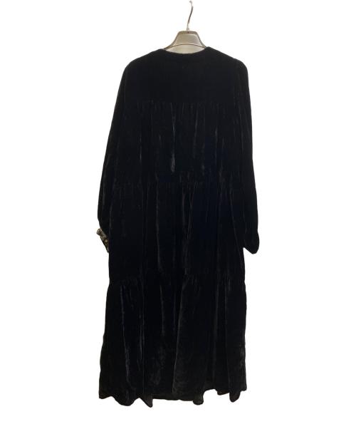 NE QUITTES PAS（ヌキテパ）NE QUITTES PAS (ヌキテパ) ベルベットワンピース ブラック サイズ:- 未使用品の古着・服飾アイテム