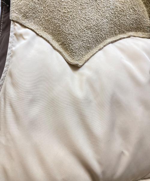 BEAMS（ビームス）BEAMS (ビームス) RockyMountainFeatherBed (ロッキーマウンテンフェザーベッド) ダウンベスト ベージュ サイズ:36の古着・服飾アイテム