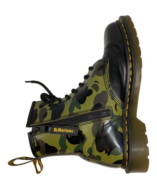 Dr.Martens（ドクターマーチン）Dr.Martens (ドクターマーチン) A BATHING APE (ア ベイシング エイプ) 1460 BAPE ZIP 8ホールブーツ ブラック×オリーブ サイズ:UK7の古着・服飾アイテム