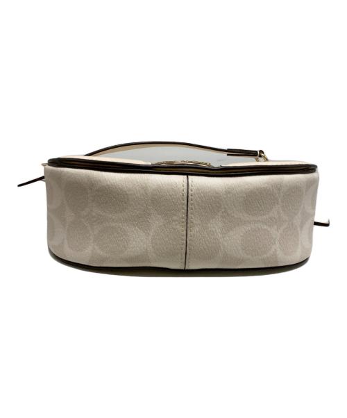 COACH（コーチ）COACH (コーチ) シグネチャーキャンバス ショルダーバッグ アイボリーの古着・服飾アイテム