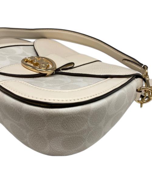 COACH（コーチ）COACH (コーチ) シグネチャーキャンバス ショルダーバッグ アイボリーの古着・服飾アイテム