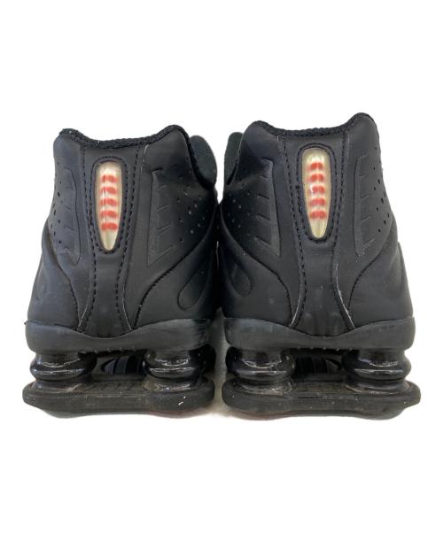 NIKE（ナイキ）NIKE (ナイキ) ショックス R4 ブラック サイズ:㎝ 26の古着・服飾アイテム