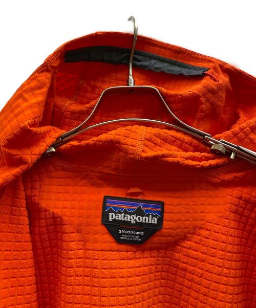Patagonia（パタゴニア）Patagonia (パタゴニア) テックフェイスフーディー オレンジ サイズ:Sの古着・服飾アイテム