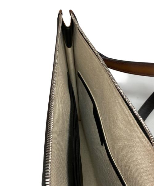 Berluti（ベルルッティ）Berluti (ベルルッティ) カリグラフィショルダーバッグ ブラウンの古着・服飾アイテム