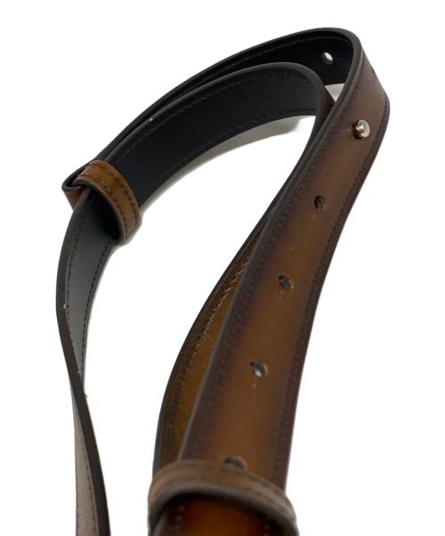 Berluti（ベルルッティ）Berluti (ベルルッティ) カリグラフィショルダーバッグ ブラウンの古着・服飾アイテム