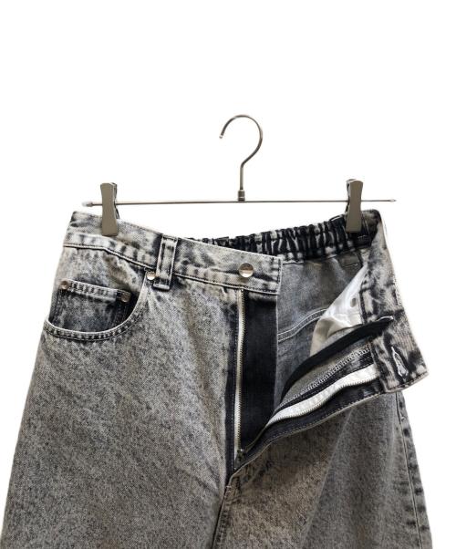 MAISON SPECIAL（メゾンスペシャル）MAISON SPECIAL (メゾンスペシャル) 11oz Chemical Over-Dye Denim Buggy Pants グレーの古着・服飾アイテム