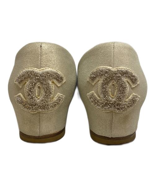 CHANEL（シャネル）CHANEL (シャネル) インヒールパンプス ベージュ サイズ:36 1/2 Ⅽの古着・服飾アイテム
