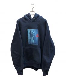 SUPREME（シュプリーム）の古着「Kate Moss Hooded Sweatshirt」｜ネイビー