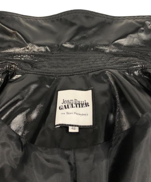 Jean Paul GAULTIER（ジャンポールゴルチェ）Jean Paul GAULTIER (ジャンポールゴルチェ) エナメルトレンチコート ブラック サイズ:42の古着・服飾アイテム