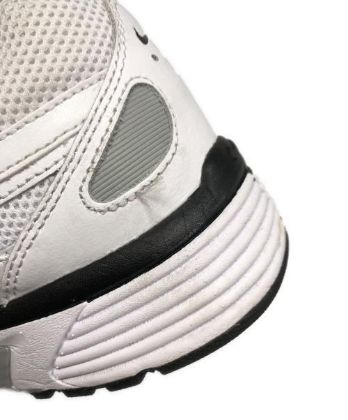 NIKE（ナイキ）NIKE (ナイキ) ローカットスニーカー ホワイト サイズ:26.5㎝の古着・服飾アイテム