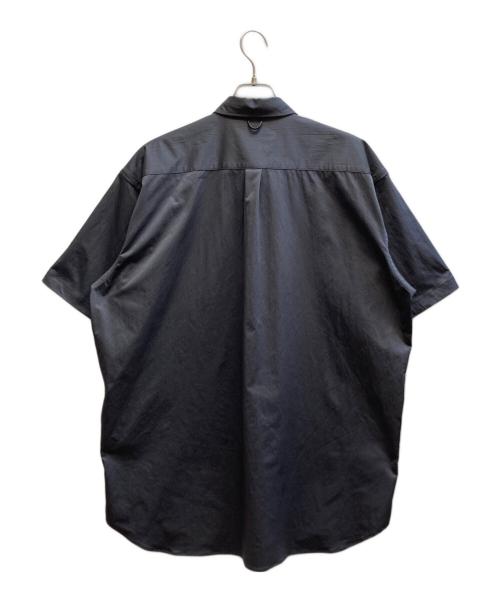 DAIWA PIER39（ダイワ ピア39）DAIWA PIER39 (ダイワ ピア39) Tech BD S/S グレー サイズ:Mの古着・服飾アイテム