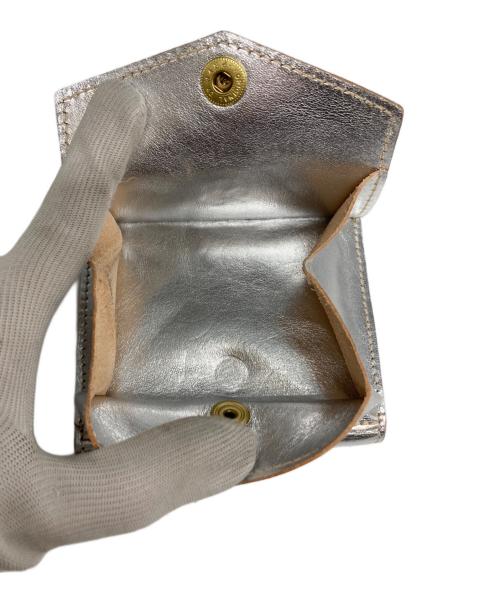 IL BISONTE（イル ビゾンテ）IL BISONTE (イル ビゾンテ) 2つ折り財布 シルバーの古着・服飾アイテム