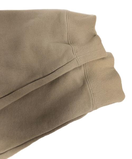 AVIREX（アヴィレックス）AVIREX (アヴィレックス) 刺繍ロゴパーカー ベージュ サイズ:XLの古着・服飾アイテム