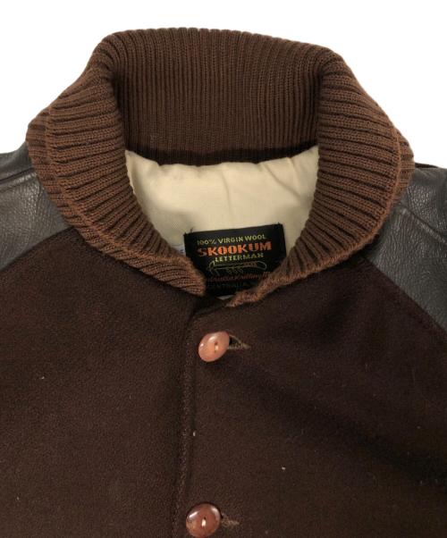 skookum（スクーカム）skookum (スクーカム) スタジャン ブラウン サイズ:.38の古着・服飾アイテム