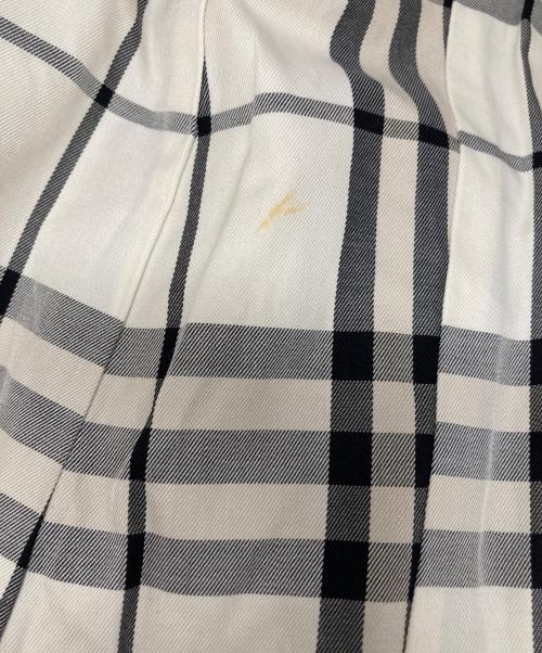 BURBERRY BLUE LABEL（バーバリー ブルー レーベル）BURBERRY BLUE LABEL (バーバリー ブルー レーベル) トレンチコート ベージュ サイズ:38の古着・服飾アイテム