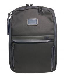 TUMI（トゥミ）の古着「ALPHA スリム デイパック」｜ブラック