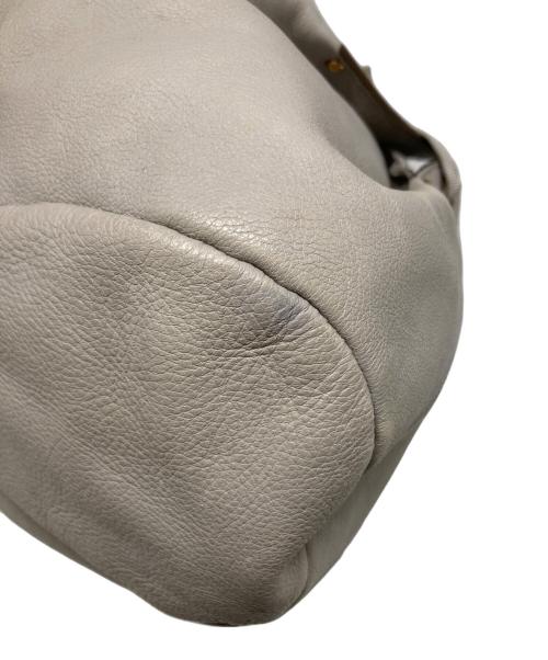 Salvatore Ferragamo（サルヴァトーレ フェラガモ）Salvatore Ferragamo (サルヴァトーレ フェラガモ) ヴァラリボンハンドバッグ グレーの古着・服飾アイテム