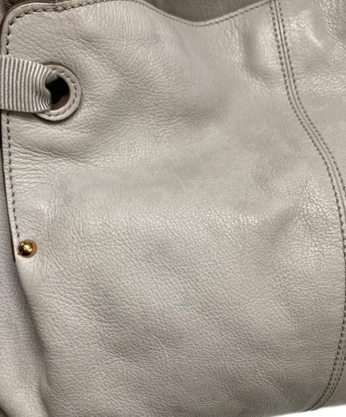 Salvatore Ferragamo（サルヴァトーレ フェラガモ）Salvatore Ferragamo (サルヴァトーレ フェラガモ) ヴァラリボンハンドバッグ グレーの古着・服飾アイテム