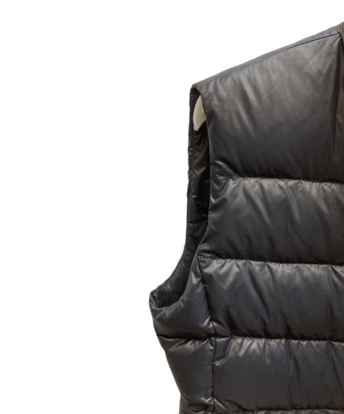 PRADA（プラダ）PRADA (プラダ) トライアングルロゴダウンベスト ブラック サイズ:42の古着・服飾アイテム