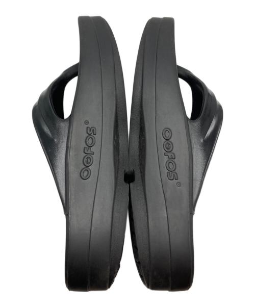 OOFOS（ウーフォス）OOFOS (ウーフォス) OOmega ブラック サイズ:42の古着・服飾アイテム