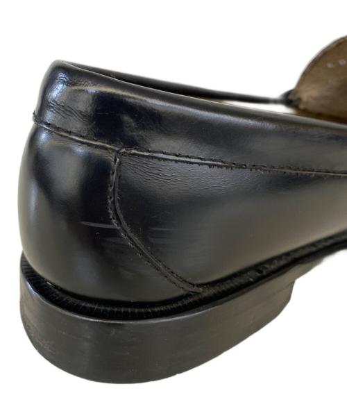 G.H.BASS&CO.（ジー・エイチ・バス・コー）G.H.BASS&CO. (ジー・エイチ・バス・コー) BEAMS (ビームス) 別注 型押しコインローファー ブラック サイズ:US 8の古着・服飾アイテム