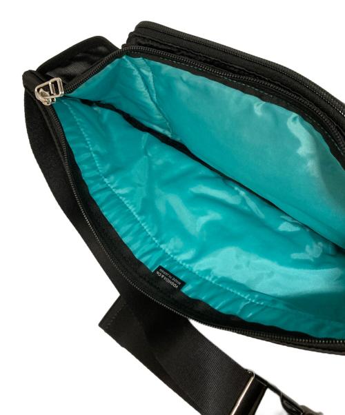 POTR（ピー・オー・ティー・アール）POTR (ピー・オー・ティー・アール) MONOGRAM WSIST BAG ブラックの古着・服飾アイテム