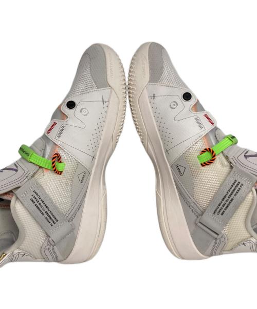 NIKE（ナイキ）NIKE (ナイキ) ハイカットスニーカー ホワイト サイズ:27㎝の古着・服飾アイテム