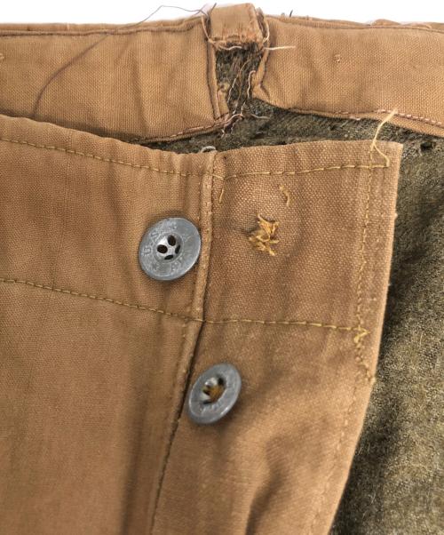 US ARMY（ユーエスアーミー）US ARMY (ユーエスアーミー) メタルボタンミリタリーパンツ ブラウン サイズ:-の古着・服飾アイテム