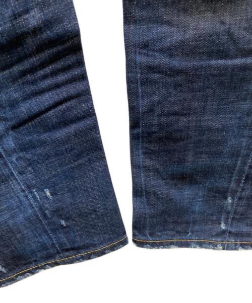 DSQUARED2（ディースクエアード）DSQUARED2 (ディースクエアード) SEXY TWIST JEAN インディゴ サイズ:48の古着・服飾アイテム