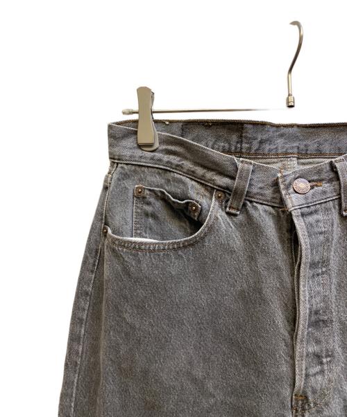 LEVI'S（リーバイス）LEVI'S (リーバイス) 90's 501先染めデニムパンツ グレー サイズ:W33の古着・服飾アイテム